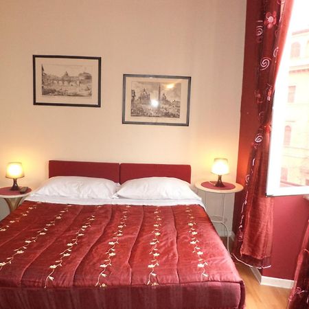 Enjoy Roma Bed & Breakfast Exterior photo
